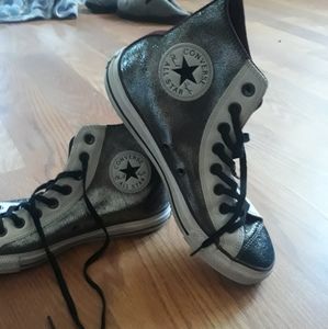 Converse metallic hi tops with purple heels